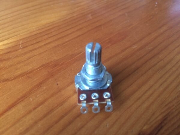 MW Guitar Pot Small A500K